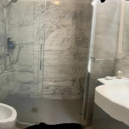 Acquamarina - Vue Nicea