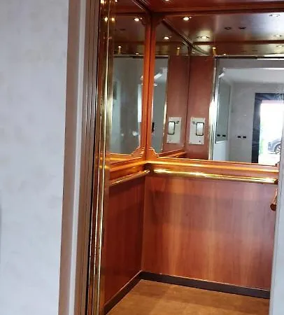 Acquamarina - Vue 니스